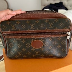 Louis Vuitton side saddle bag (Vintage)